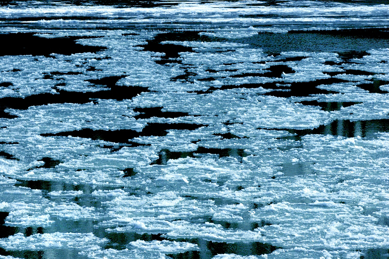 Ice001 Delaware River ice, Dingman's Ferry, PA  � Dave Hickey