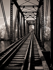 807 Railroad Bridge in Infrared, Rockford, TN